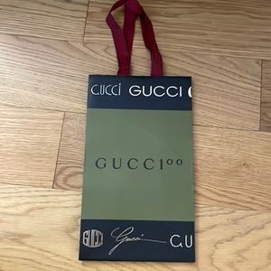 Gucci new paper bag